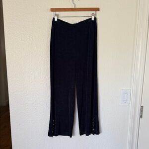 Chicos travelers Navy Wide-Leg Pants with Button Detail size 0 4-6